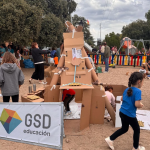 GSD El Escorial reúne a numerosas familias en una jornada de creatividad y diversión con su Pop Up Playground